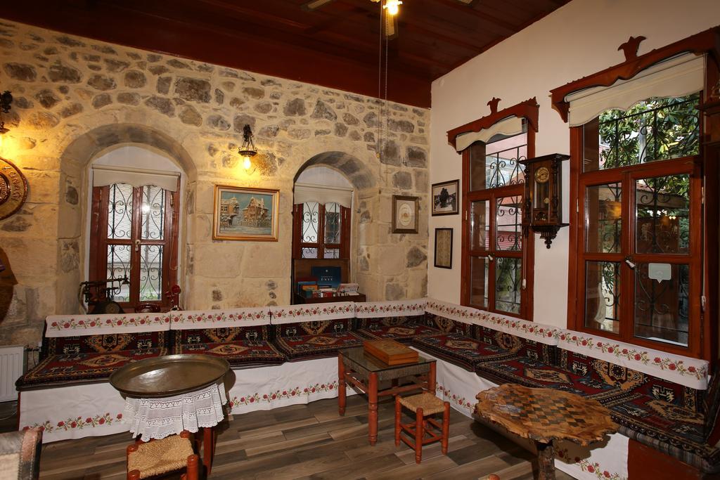 Sebile Hanim Konagi أونيه المظهر الخارجي الصورة